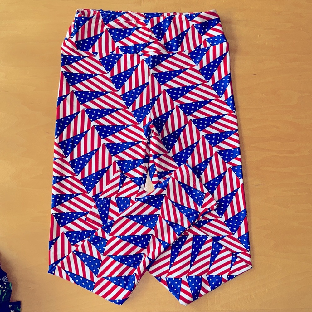 LuLaRoe 🇺🇸🇺🇸July 4th leggings 🇺🇸🇺🇸